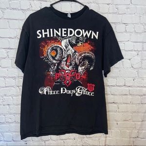 2013 Three Days Grace And Shinedown Tour Tee L - image 1